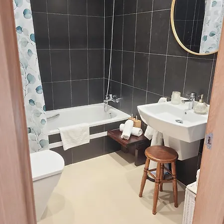 Ribeles Luxury Flat *